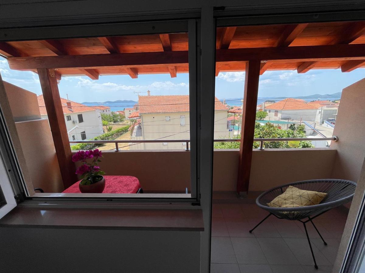 Apartments Iva Pakoštane Εξωτερικό φωτογραφία
