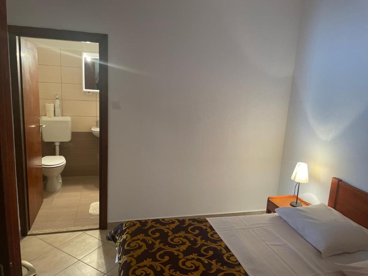 Apartments Iva Pakoštane Εξωτερικό φωτογραφία