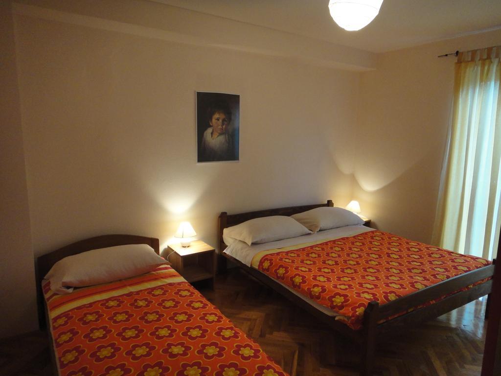 Apartments Iva Pakoštane Εξωτερικό φωτογραφία