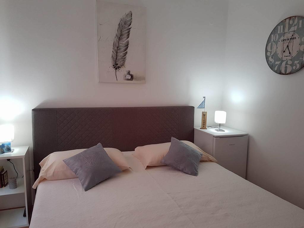 Apartments Iva Pakoštane Εξωτερικό φωτογραφία